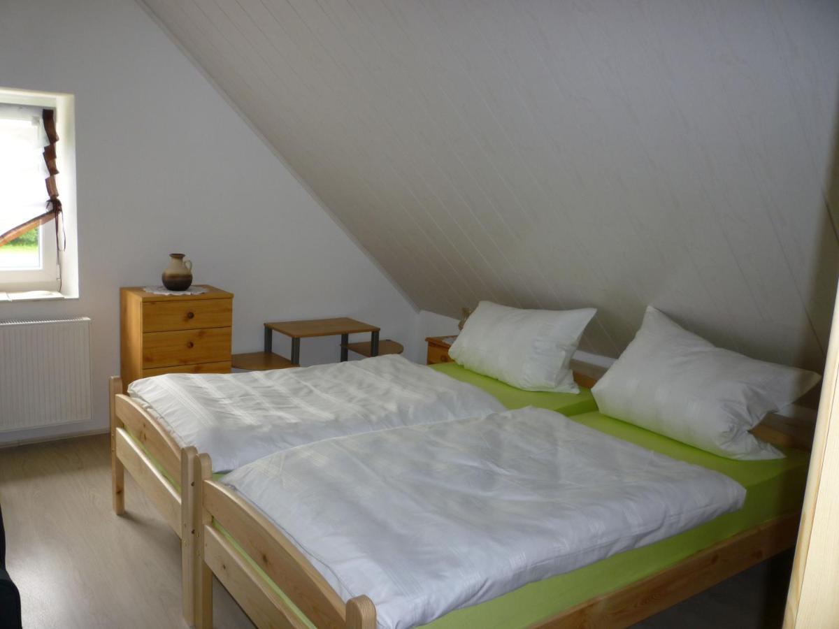 Gasthaus - Pension Am Buchberg Monchsdeggingen 外观 照片